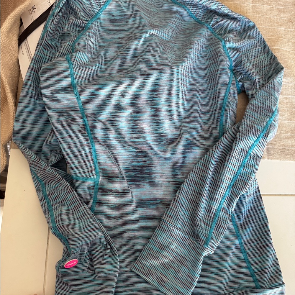 Half zip pullover - Picture 2 of 4